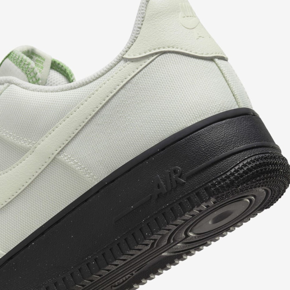 Air Force 1 🔥RARE  
Low 07
LV8 
Sea glass’
Brand new - Picture 12 of 12